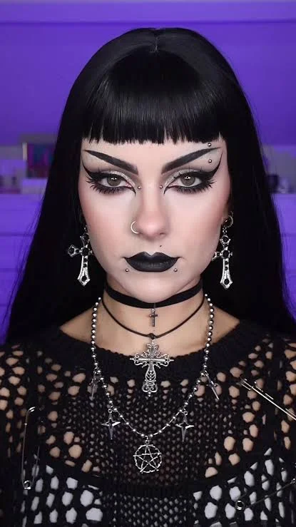 Goth post by Vanessa