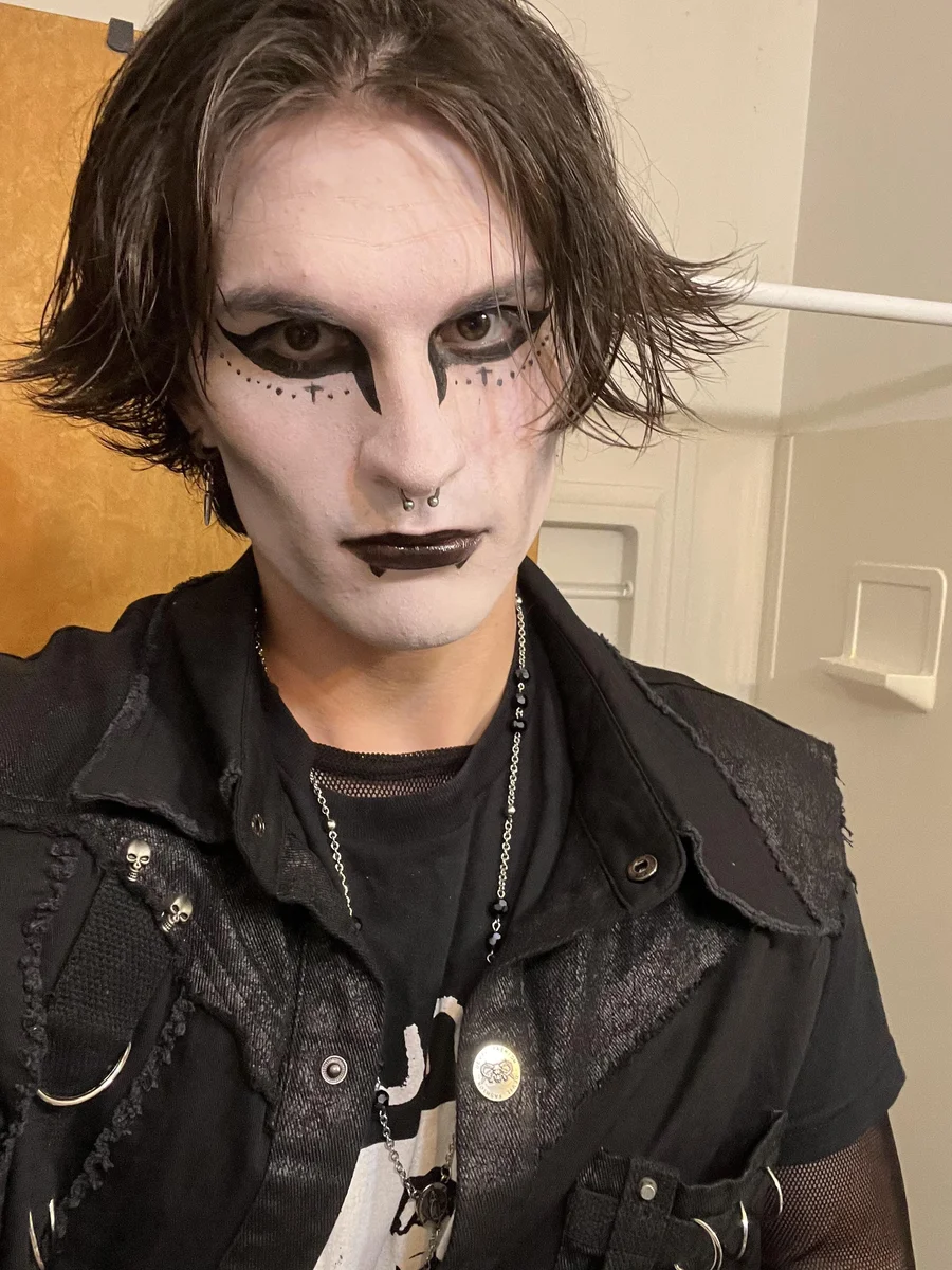 Goth post by Vanessa