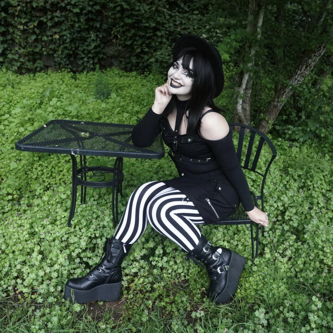 Goth post by Vanessa
