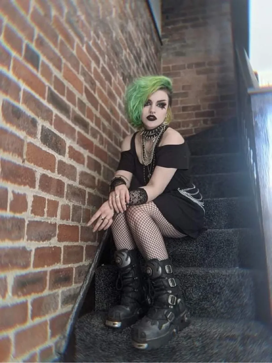 Goth post by Vanessa